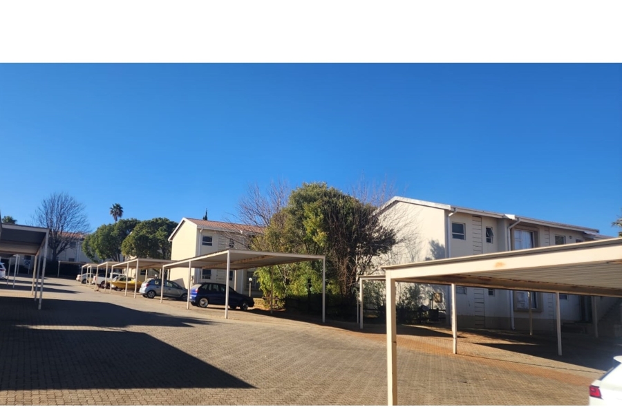 2 Bedroom Property for Sale in Wilkoppies North West